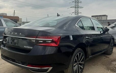 Skoda Superb III рестайлинг, 2025 год, 3 190 000 рублей, 4 фотография