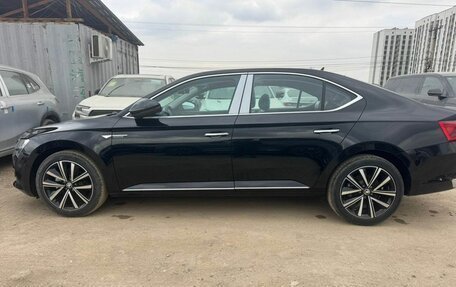 Skoda Superb III рестайлинг, 2025 год, 3 190 000 рублей, 3 фотография