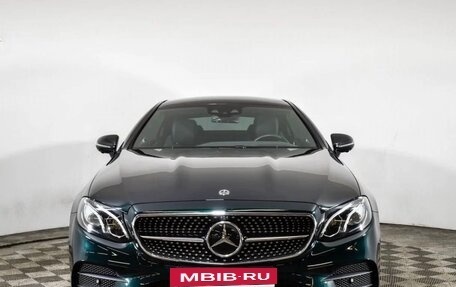 Mercedes-Benz E-Класс, 2018 год, 4 500 000 рублей, 2 фотография