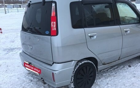 Nissan Cube II, 2001 год, 170 000 рублей, 2 фотография