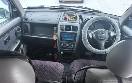 Nissan Cube II, 2001 год, 170 000 рублей, 10 фотография