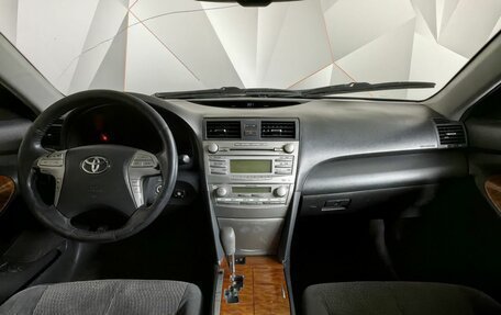 Toyota Camry, 2010 год, 619 000 рублей, 12 фотография