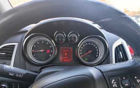 Opel Astra J, 2012 год, 700 000 рублей, 8 фотография