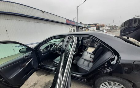 Toyota Camry, 2016 год, 1 780 000 рублей, 6 фотография