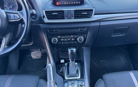 Mazda 3, 2017 год, 1 450 000 рублей, 11 фотография