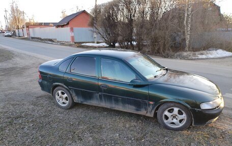 Opel Vectra B рестайлинг, 1998 год, 120 000 рублей, 2 фотография