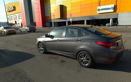 Hyundai Solaris II рестайлинг, 2012 год, 850 000 рублей, 4 фотография