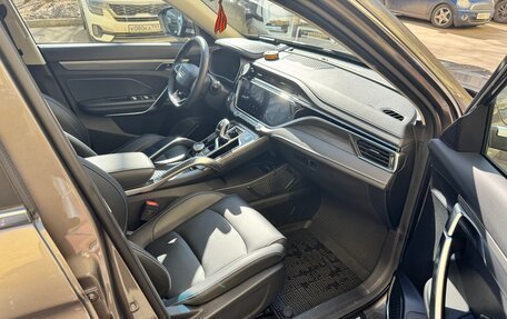 Geely Atlas, 2022 год, 2 300 000 рублей, 24 фотография