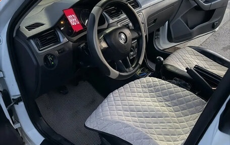 Skoda Rapid I, 2015 год, 670 000 рублей, 7 фотография