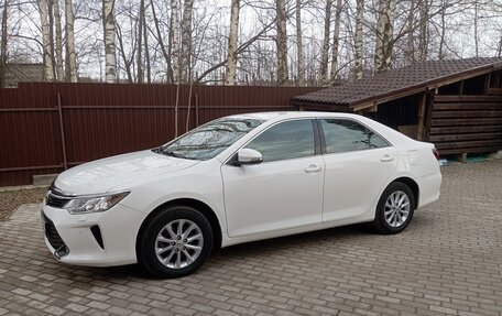 Toyota Camry, 2014 год, 1 865 000 рублей, 2 фотография