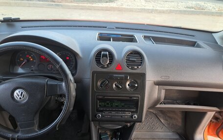 Volkswagen Caddy III рестайлинг, 2006 год, 600 000 рублей, 8 фотография