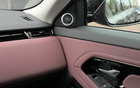 Land Rover Range Rover Evoque II, 2025 год, 5 990 000 рублей, 27 фотография