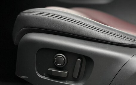 Land Rover Range Rover Evoque II, 2025 год, 5 990 000 рублей, 29 фотография