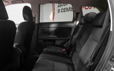 Mitsubishi Outlander III рестайлинг 3, 2018 год, 2 298 000 рублей, 10 фотография