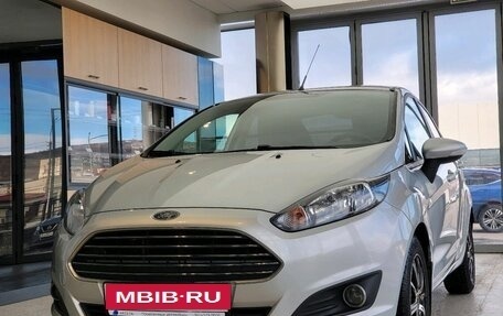 Ford Fiesta, 2015 год, 849 000 рублей, 3 фотография
