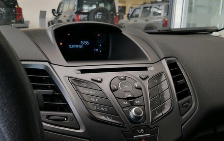 Ford Fiesta, 2015 год, 849 000 рублей, 18 фотография