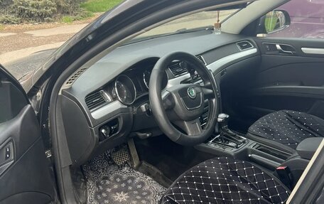 Skoda Superb III рестайлинг, 2010 год, 640 000 рублей, 8 фотография