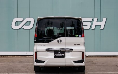 Honda Stepwgn IV, 2020 год, 2 700 000 рублей, 4 фотография