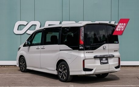 Honda Stepwgn IV, 2020 год, 2 700 000 рублей, 2 фотография