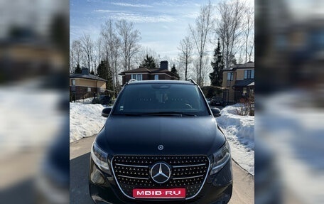 Mercedes-Benz V-Класс, 2024 год, 18 000 000 рублей, 1 фотография