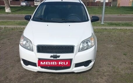 Chevrolet Aveo III, 2010 год, 500 000 рублей, 2 фотография