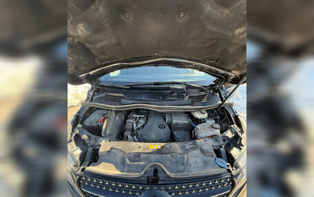 Mercedes-Benz V-Класс, 2024 год, 18 000 000 рублей, 7 фотография