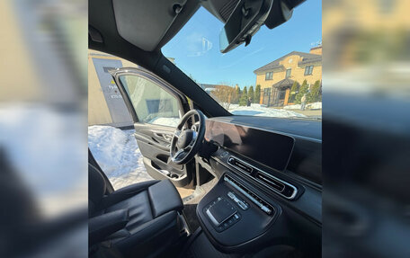 Mercedes-Benz V-Класс, 2024 год, 18 000 000 рублей, 10 фотография