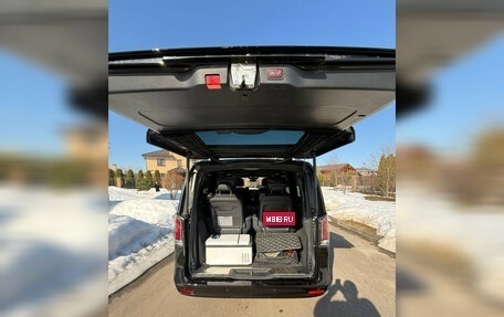 Mercedes-Benz V-Класс, 2024 год, 18 000 000 рублей, 5 фотография