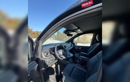 Mercedes-Benz V-Класс, 2024 год, 18 000 000 рублей, 13 фотография