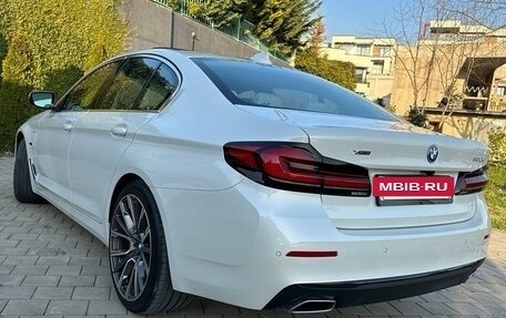 BMW 5 серия, 2021 год, 5 000 000 рублей, 3 фотография