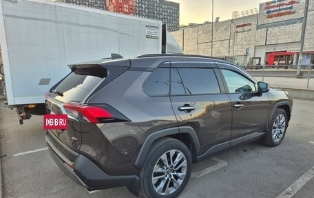 Toyota RAV4, 2020 год, 3 850 000 рублей, 4 фотография