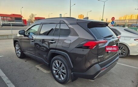 Toyota RAV4, 2020 год, 3 850 000 рублей, 19 фотография