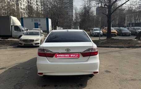 Toyota Camry, 2016 год, 1 830 000 рублей, 6 фотография