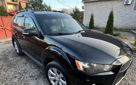 Mitsubishi Outlander III рестайлинг 3, 2012 год, 1 000 000 рублей, 4 фотография