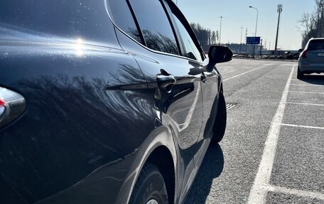 Toyota Camry, 2019 год, 2 300 000 рублей, 4 фотография