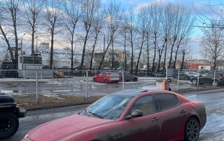 Maserati Quattroporte VI, 2010 год, 1 600 000 рублей, 2 фотография