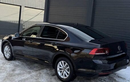 Volkswagen Passat B8 рестайлинг, 2022 год, 2 300 000 рублей, 5 фотография