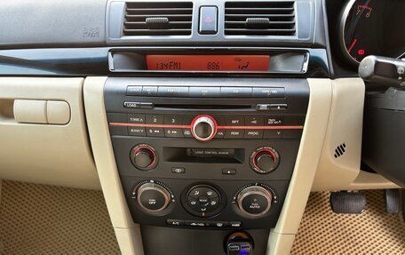 Mazda Axela, 2003 год, 550 000 рублей, 14 фотография