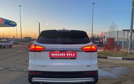 Geely Atlas, 2023 год, 2 000 000 рублей, 4 фотография