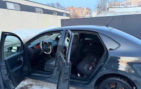 Volkswagen Polo VI (EU Market), 2013 год, 850 000 рублей, 10 фотография