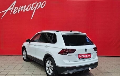 Volkswagen Tiguan II, 2018 год, 2 450 000 рублей, 3 фотография