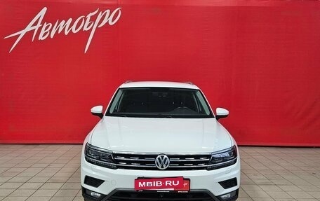 Volkswagen Tiguan II, 2018 год, 2 450 000 рублей, 8 фотография