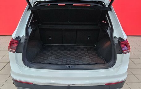 Volkswagen Tiguan II, 2018 год, 2 450 000 рублей, 21 фотография