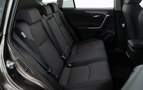 Toyota RAV4, 2019 год, 3 924 444 рублей, 7 фотография