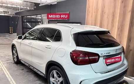 Mercedes-Benz GLA, 2017 год, 2 800 000 рублей, 4 фотография