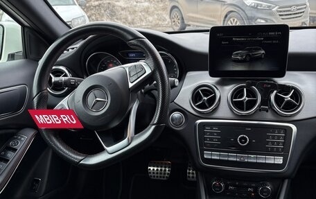 Mercedes-Benz GLA, 2017 год, 2 800 000 рублей, 22 фотография