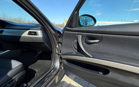 BMW 3 серия, 2005 год, 750 000 рублей, 12 фотография