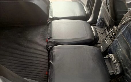 Volkswagen Touran III, 2011 год, 870 000 рублей, 11 фотография