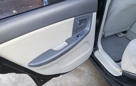 KIA Cerato I, 2005 год, 264 000 рублей, 11 фотография