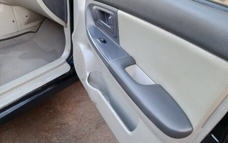 KIA Cerato I, 2005 год, 264 000 рублей, 14 фотография